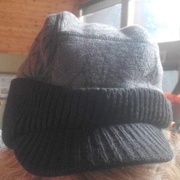 Columbia Embroidered Fleece Youth Sz OS Hat Cap - Picture 6 of 9